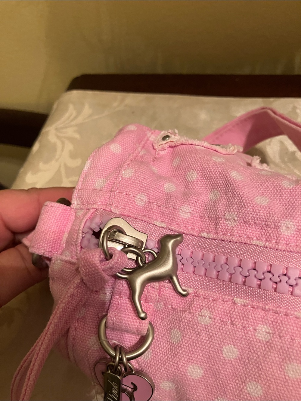 💖VS Pink VIRAL Y2K style Canvas Rolled Duffle Bag pink with polka dots NWT - Picture 9 of 12
